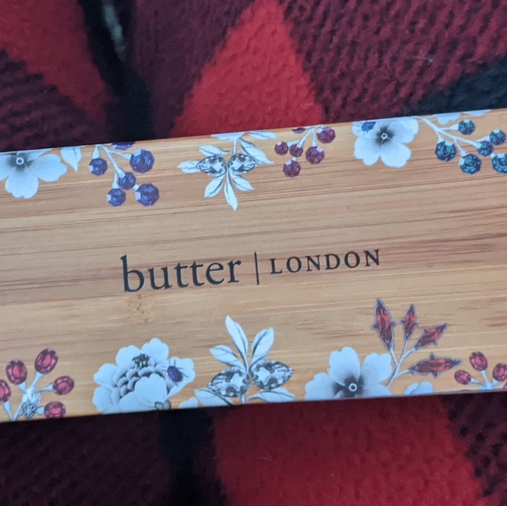 Butter London natural Goddess palette
